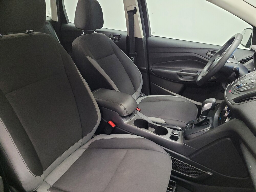 2016 Ford Escape in Fresno, CA 93726 - 18140922 21