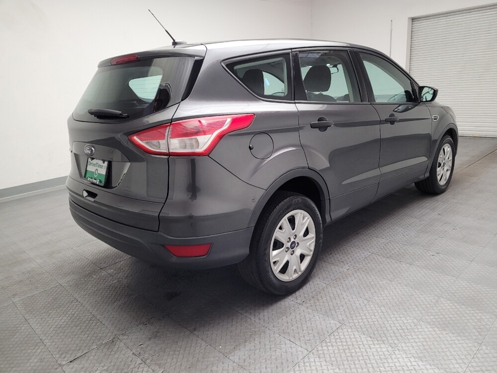 2016 Ford Escape in Fresno, CA 93726 - 18140922 9