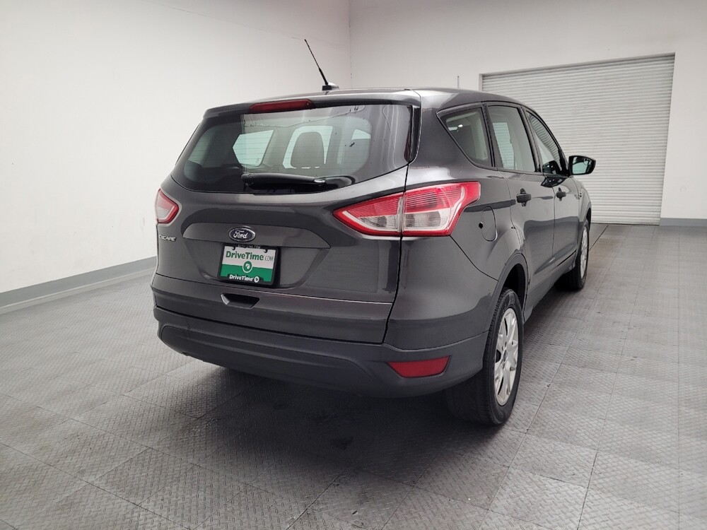 2016 Ford Escape in Fresno, CA 93726 - 18140922 7