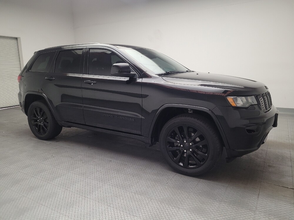 2018 Jeep Grand Cherokee in Sacramento, CA 95821 - 18140924 11
