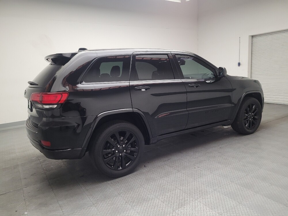 2018 Jeep Grand Cherokee in Sacramento, CA 95821 - 18140924 10
