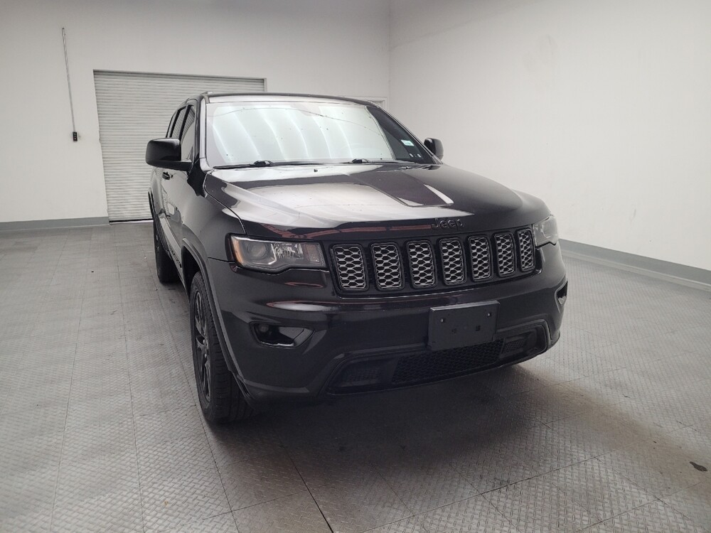 2018 Jeep Grand Cherokee in Sacramento, CA 95821 - 18140924 14