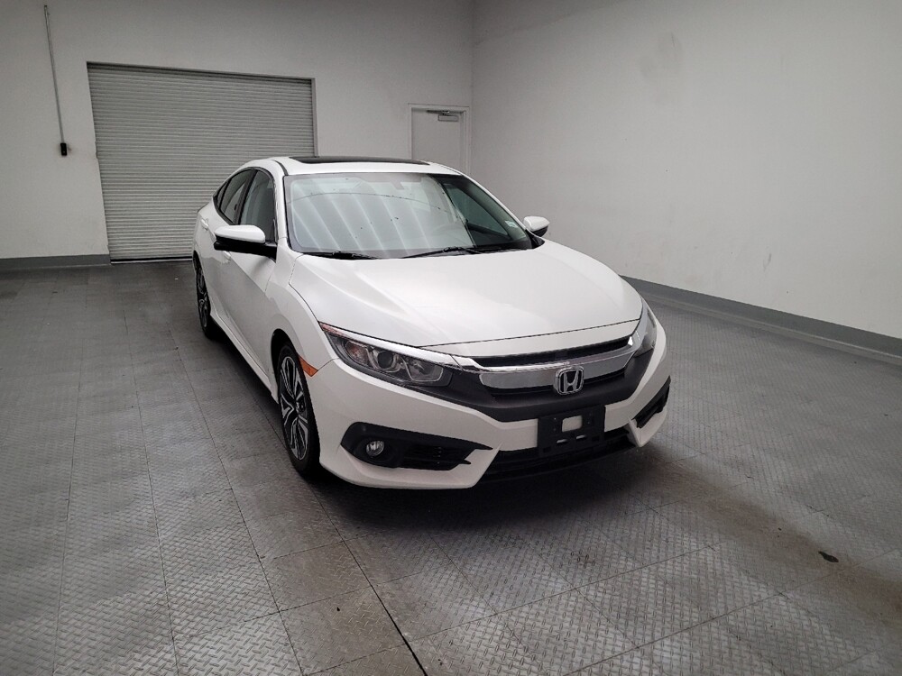 2017 Honda Civic in Riverside, CA 92504 - 18140926 14