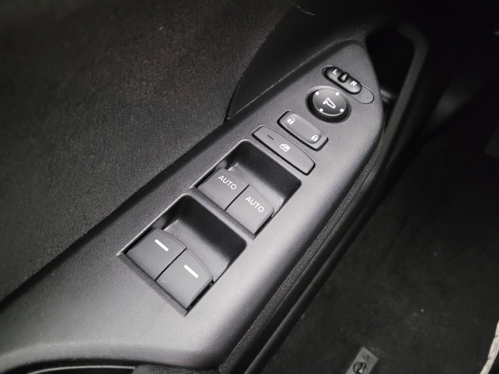2017 Honda Civic in Riverside, CA 92504 - 18140926 27