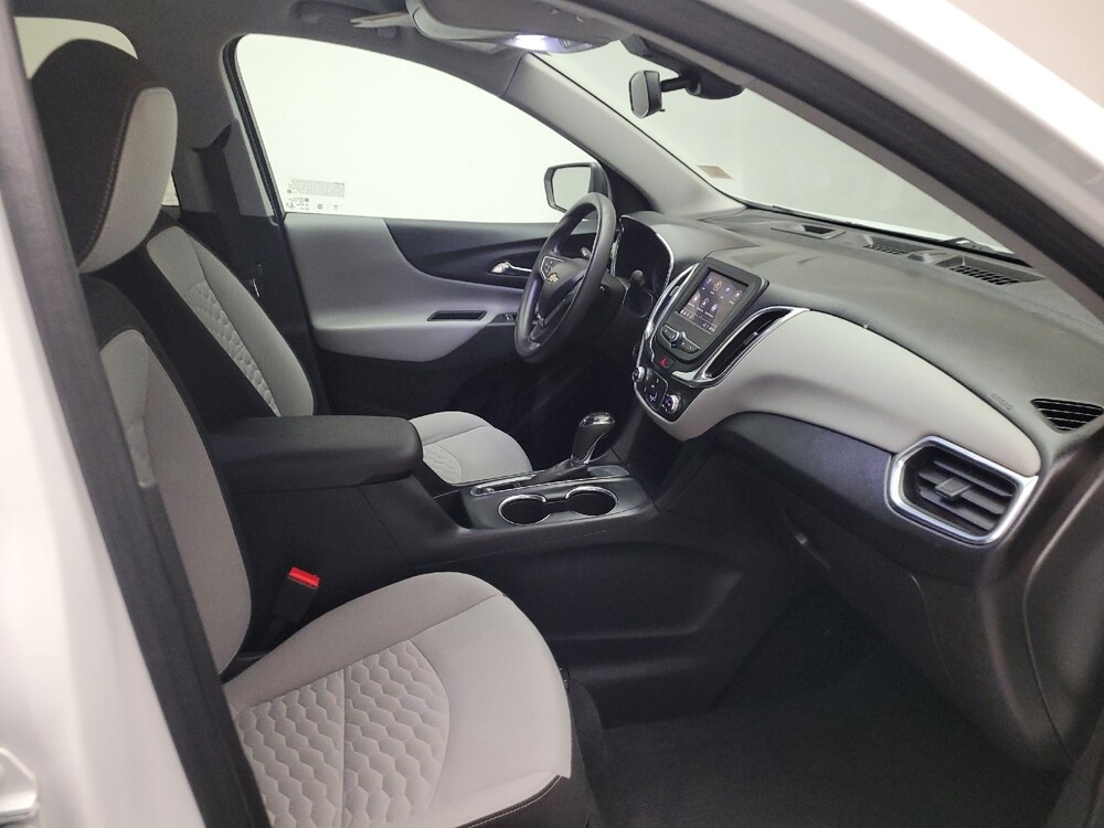 2020 Chevrolet Equinox in Riverside, CA 92504 - 18140927 21