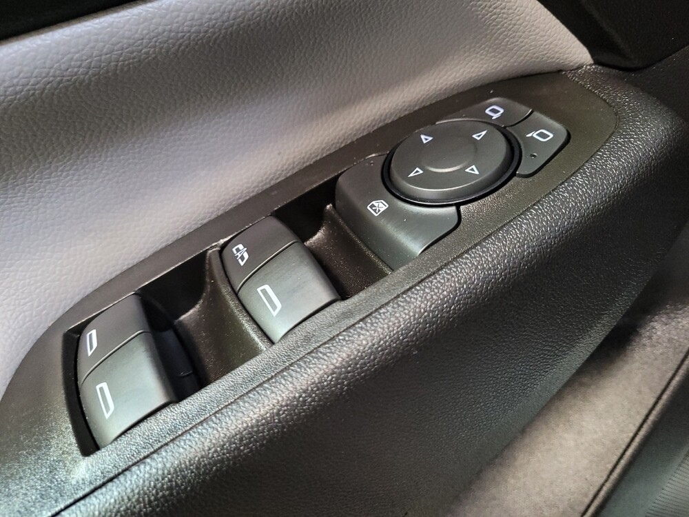 2020 Chevrolet Equinox in Riverside, CA 92504 - 18140927 27