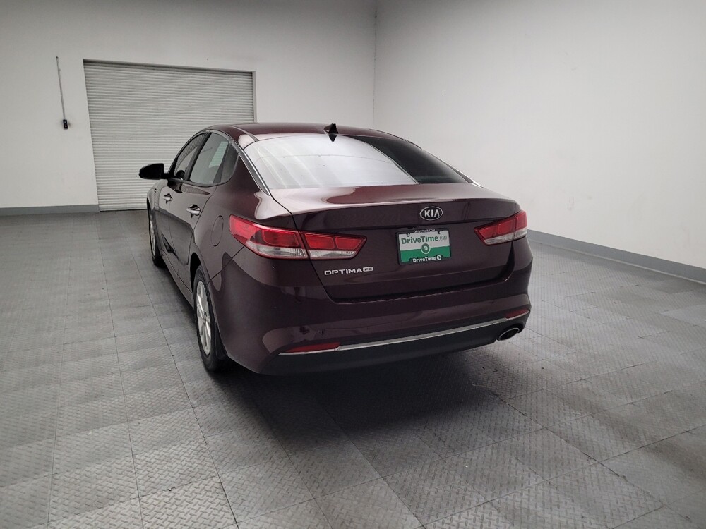 2016 Kia Optima in Downey, CA 90241 - 18140930 6