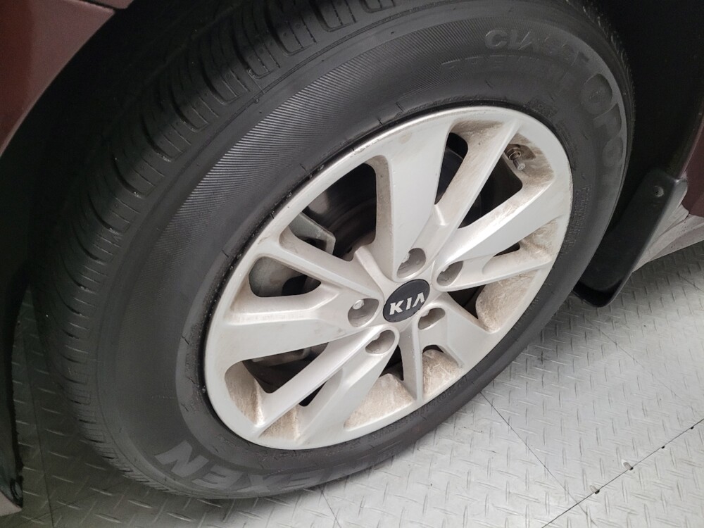 2016 Kia Optima in Downey, CA 90241 - 18140930 31