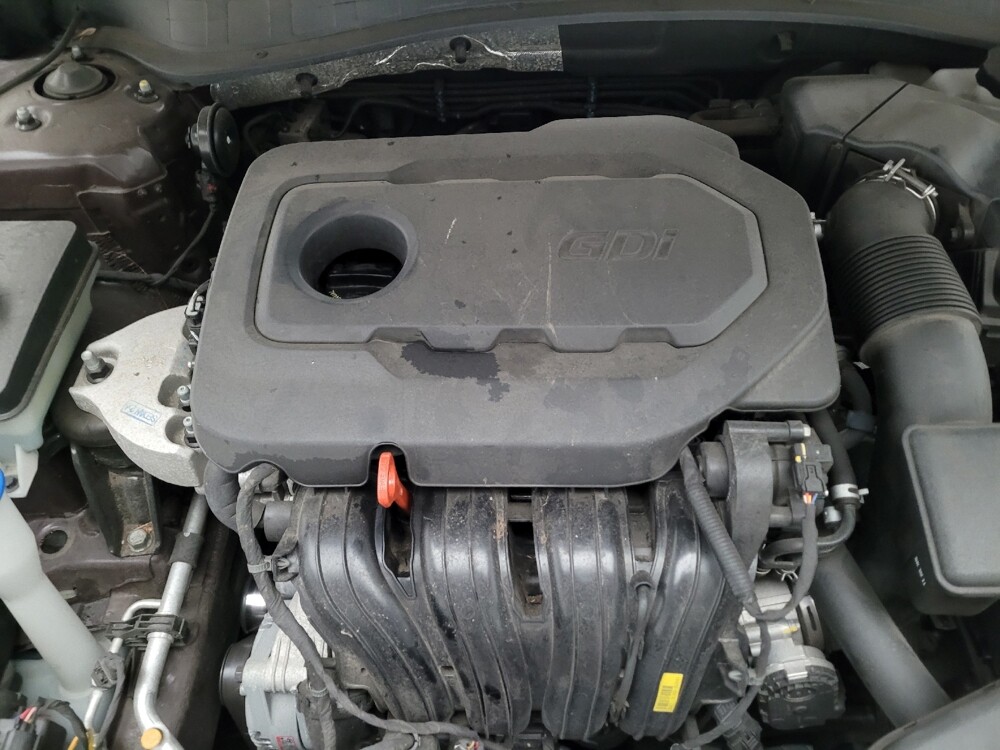 2016 Kia Optima in Downey, CA 90241 - 18140930 30