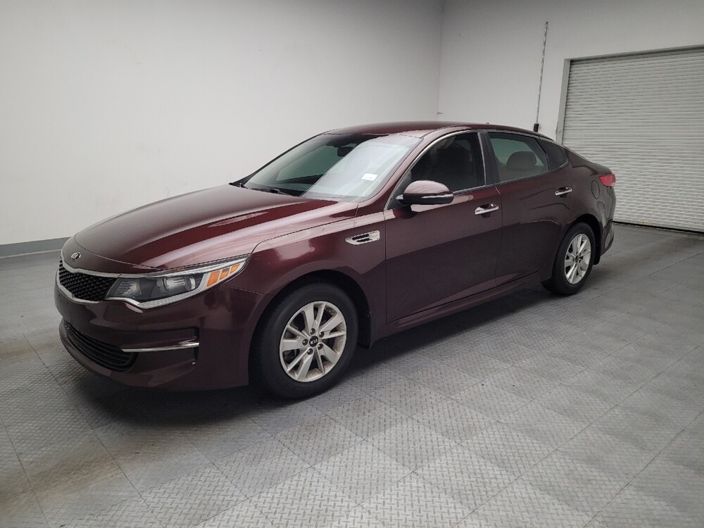 2016 Kia Optima in Downey, CA 90241 - 18140930 2