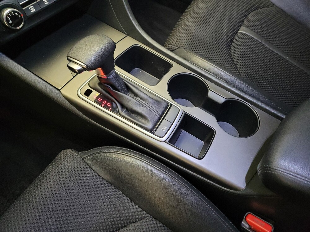 2020 Kia Optima in Riverside, CA 92504 - 18140931 26