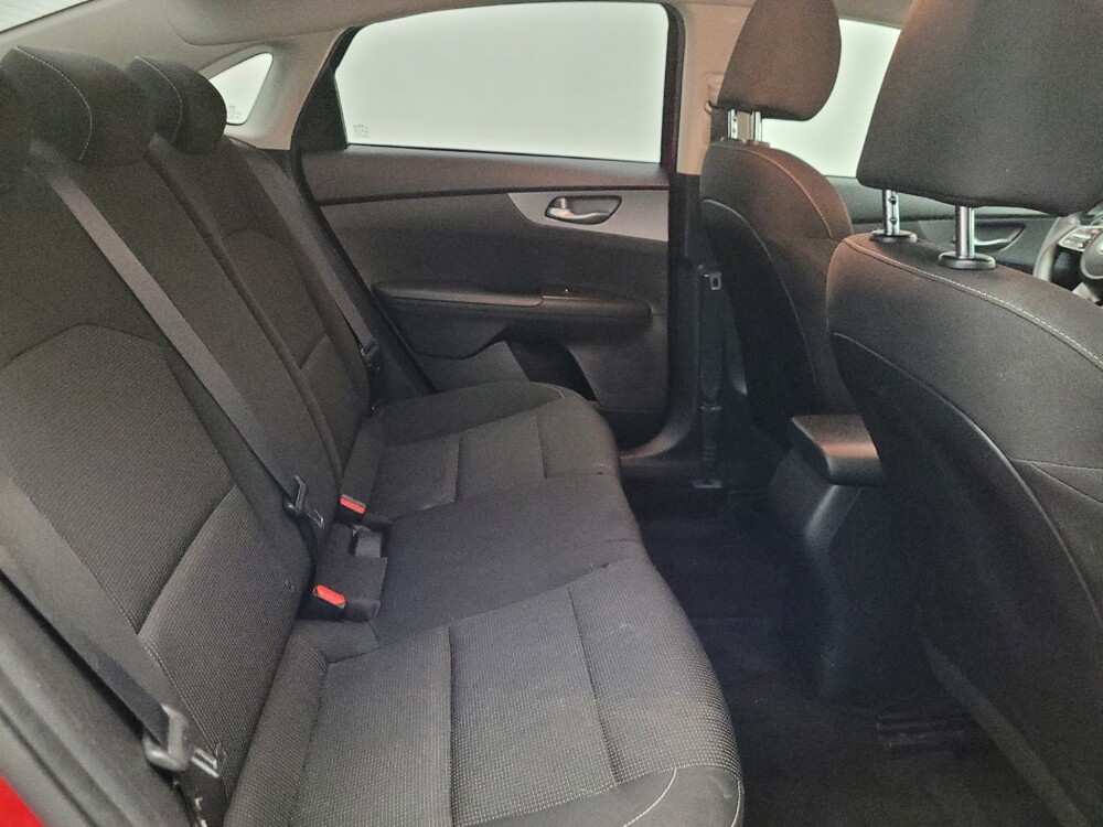 2021 Kia Forte in Chandler, AZ 85225 - 18140933 19