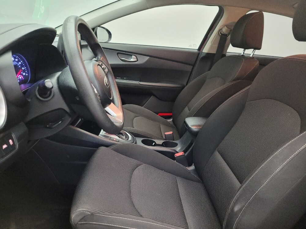 2021 Kia Forte in Chandler, AZ 85225 - 18140933 17