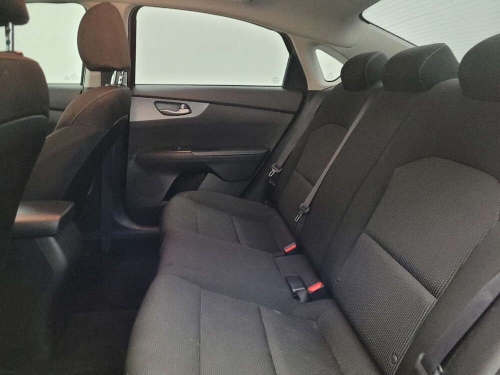 2021 Kia Forte in Chandler, AZ 85225 - 18140933 18