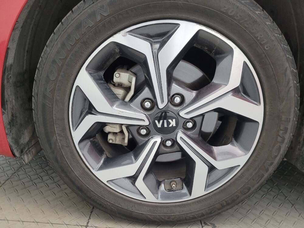 2021 Kia Forte in Chandler, AZ 85225 - 18140933 31