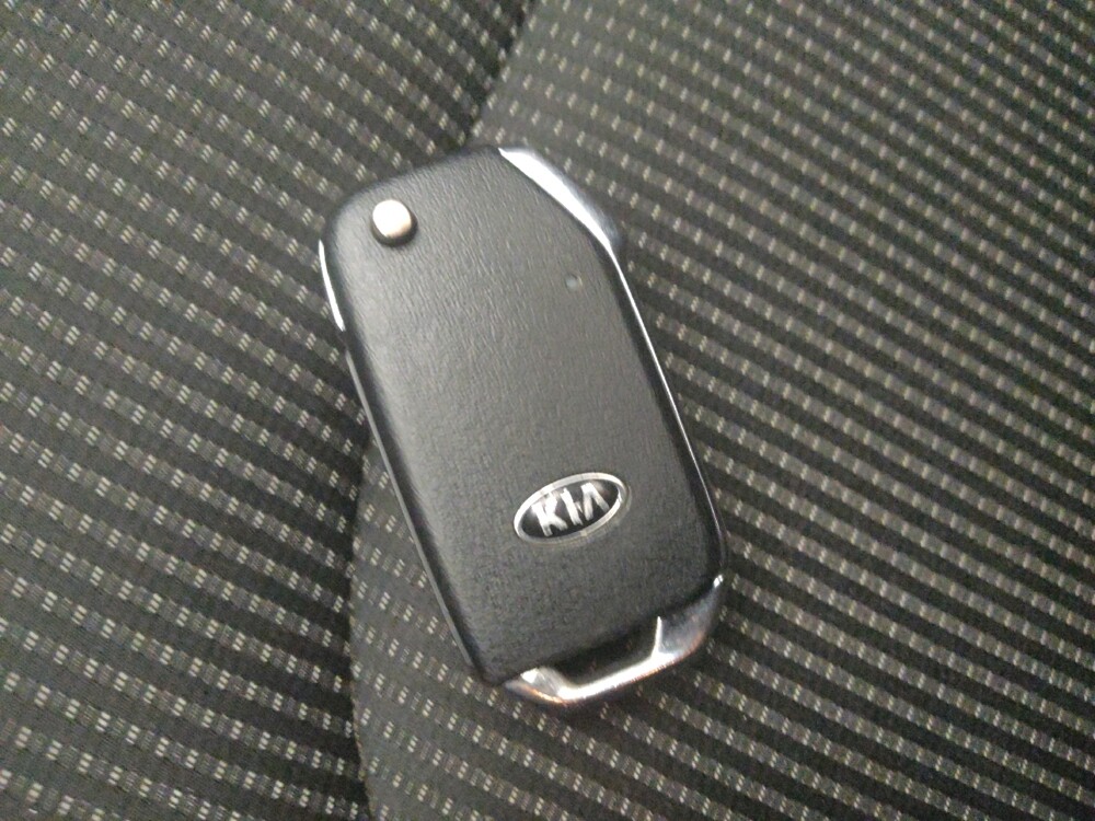 2021 Kia Forte in Chandler, AZ 85225 - 18140933 32