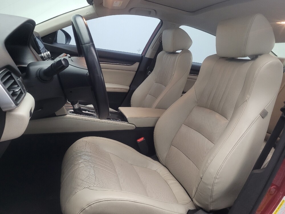 2018 Honda Accord in Union City, GA 30291 - 18140940 17