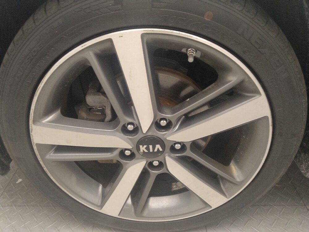 2017 Kia Forte in Stone Mountain, GA 30083 - 18140946 31