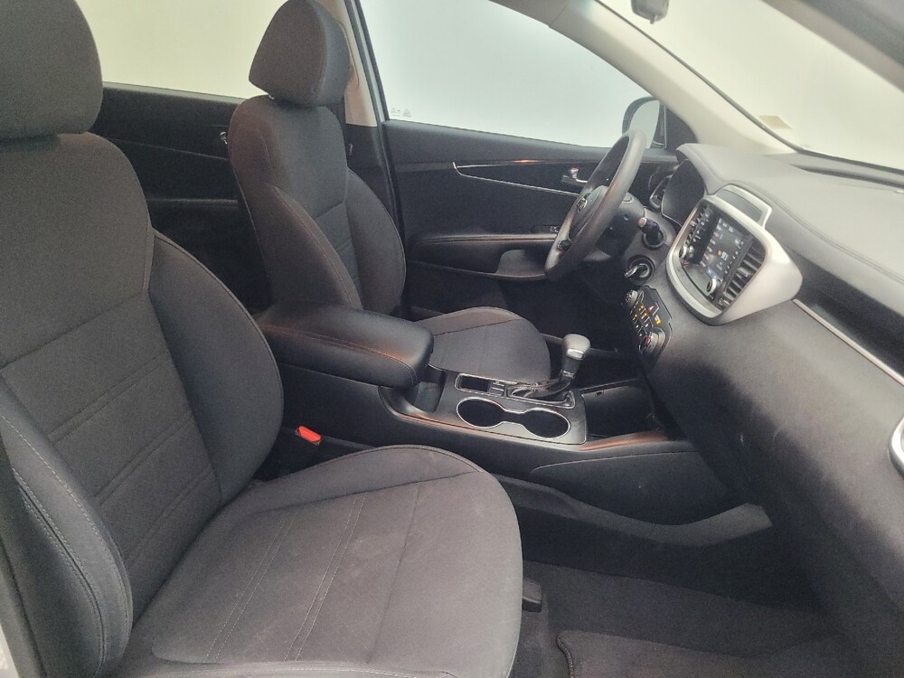 2019 Kia Sorento in Union City, GA 30291 - 18140948 21