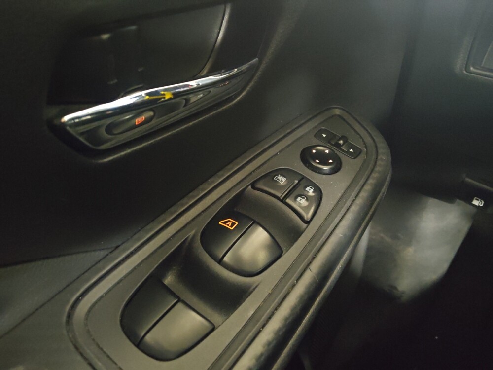 2025 Nissan Versa in Union City, GA 30291 - 18140956 27