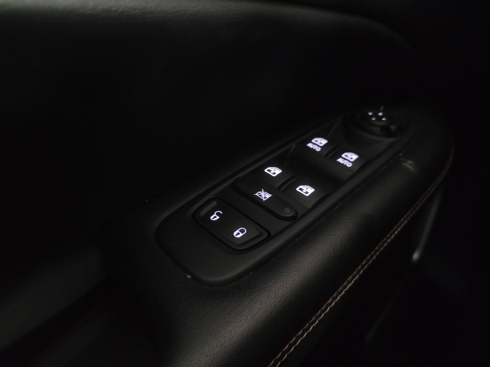 2020 Jeep Compass in Knoxville, TN 37923 - 18140961 27