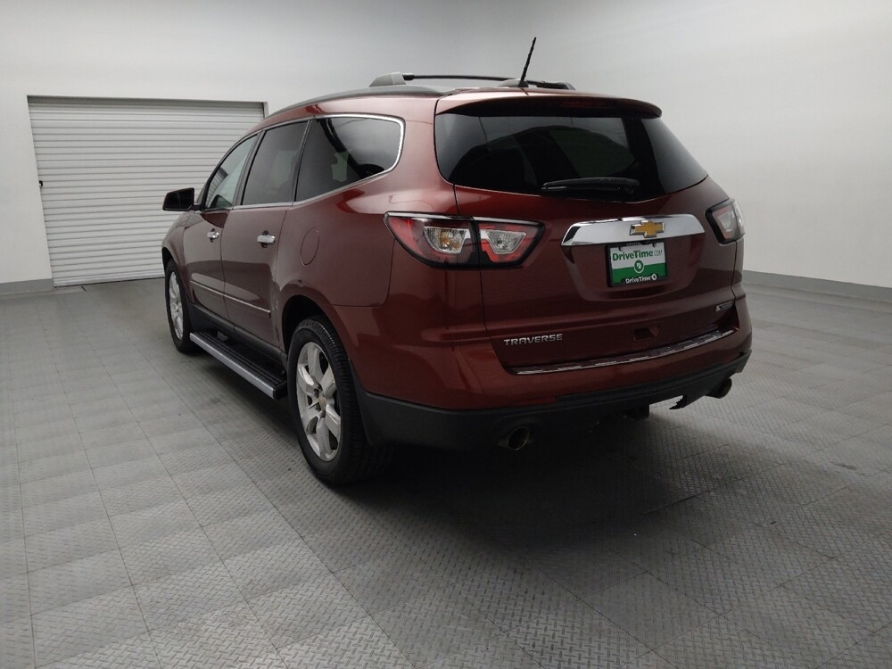 2017 Chevrolet Traverse in Oklahoma City, OK 73139 - 18140970 5
