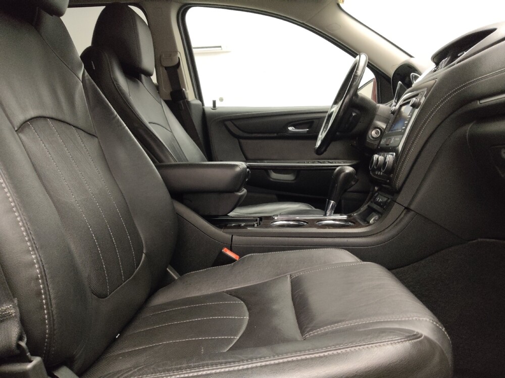 2017 Chevrolet Traverse in Oklahoma City, OK 73139 - 18140970 21