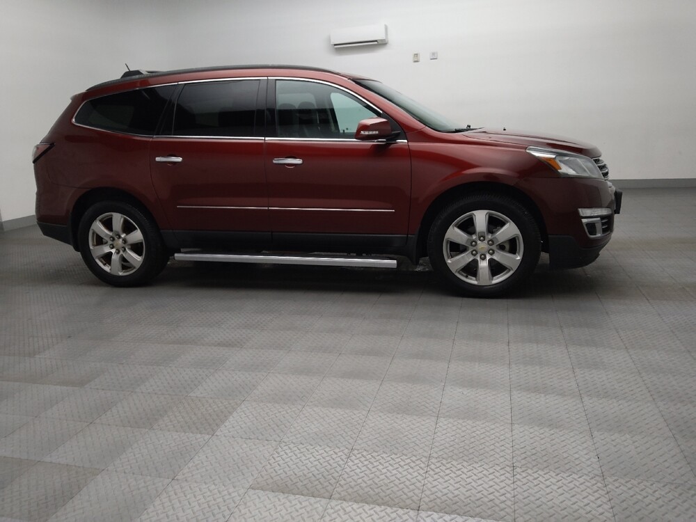 2017 Chevrolet Traverse in Oklahoma City, OK 73139 - 18140970 10
