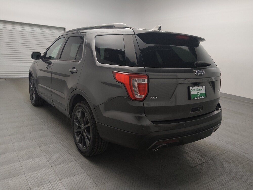 2017 Ford Explorer in Arlington, TX 76011 - 18140975 5