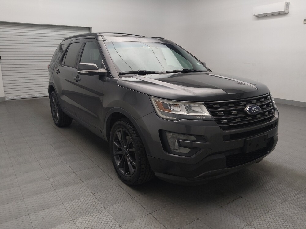 2017 Ford Explorer in Arlington, TX 76011 - 18140975 13