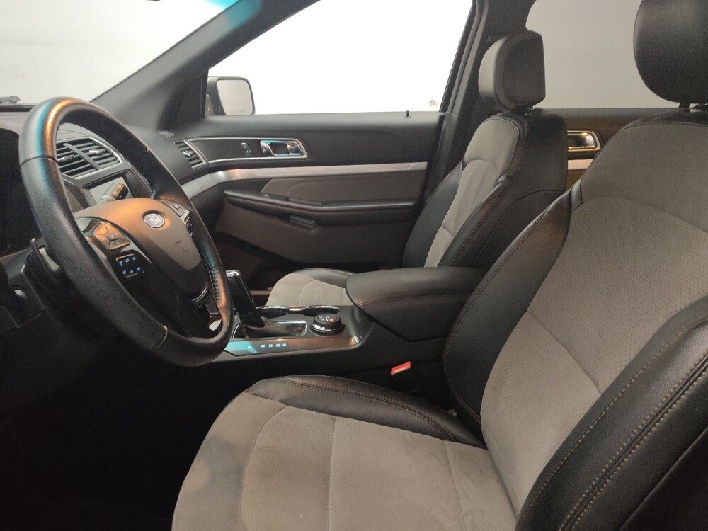 2017 Ford Explorer in Arlington, TX 76011 - 18140975 17
