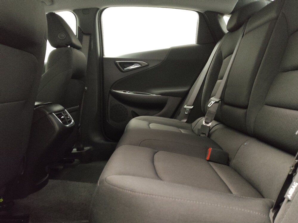 2025 Chevrolet Malibu in Plano, TX 75074 - 18140987 18