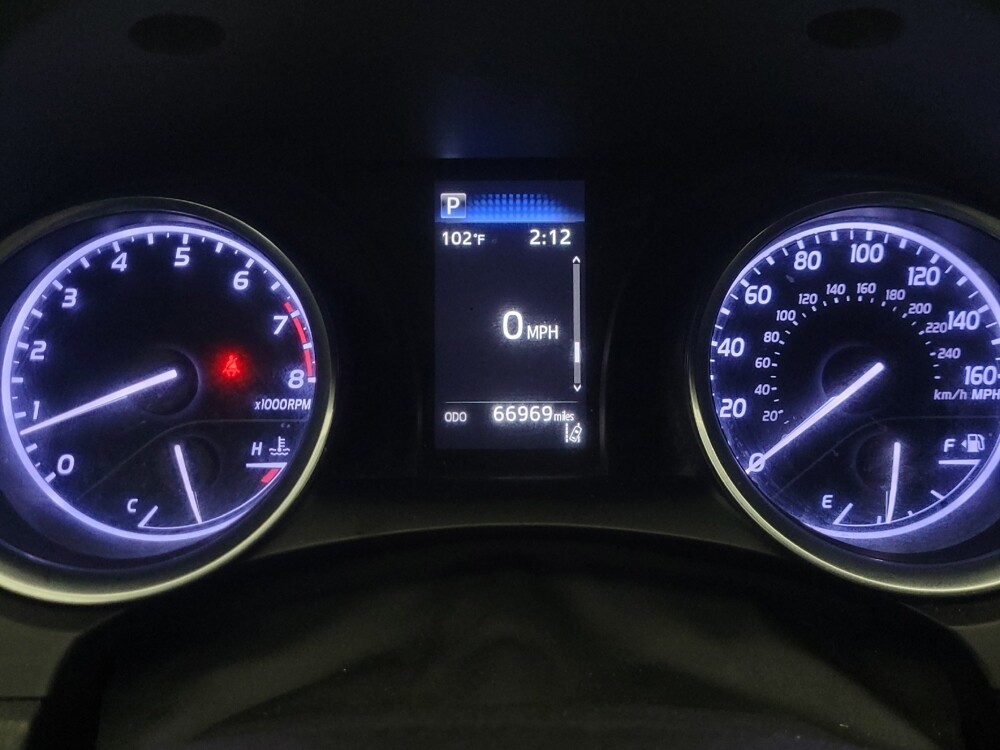 2020 Toyota Camry in Chandler, AZ 85225 - 18140994 23
