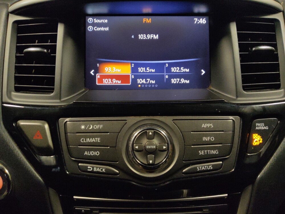 2020 Nissan Pathfinder in Phoenix, AZ 85022 - 18140995 25