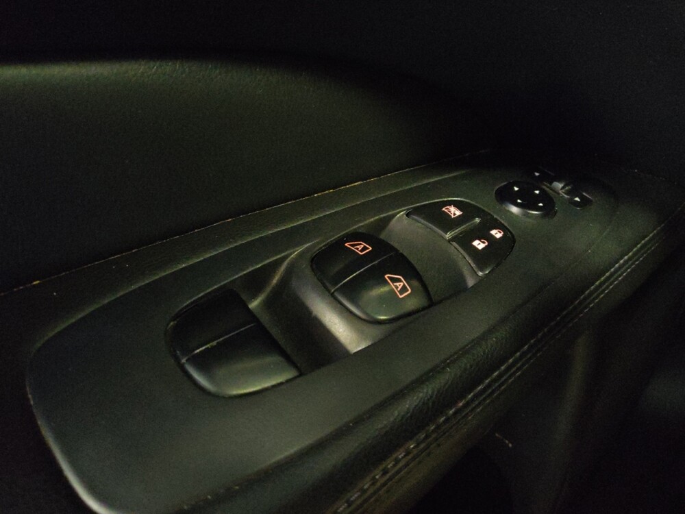 2020 Nissan Pathfinder in Phoenix, AZ 85022 - 18140995 27