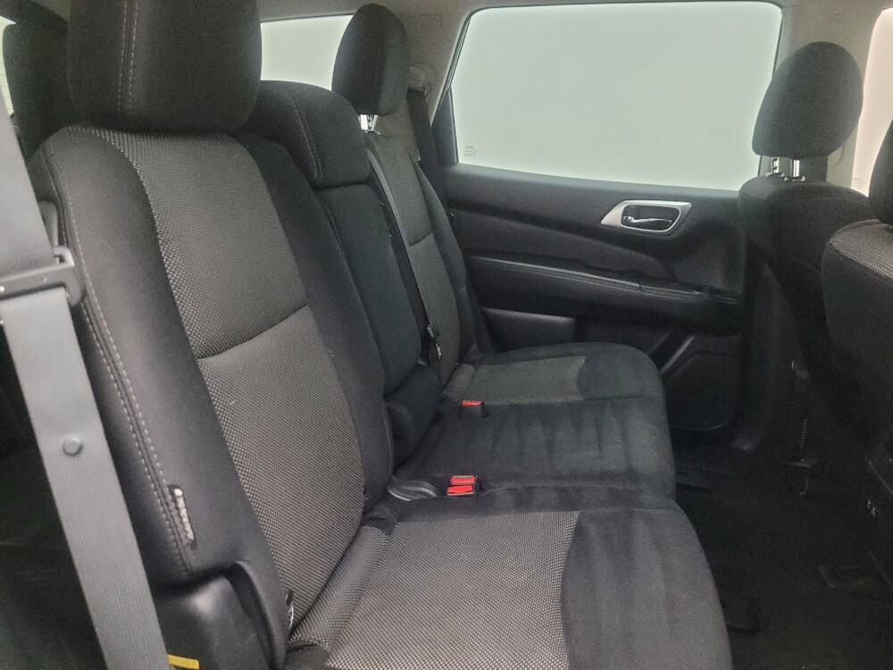 2020 Nissan Pathfinder in Phoenix, AZ 85022 - 18140995 19