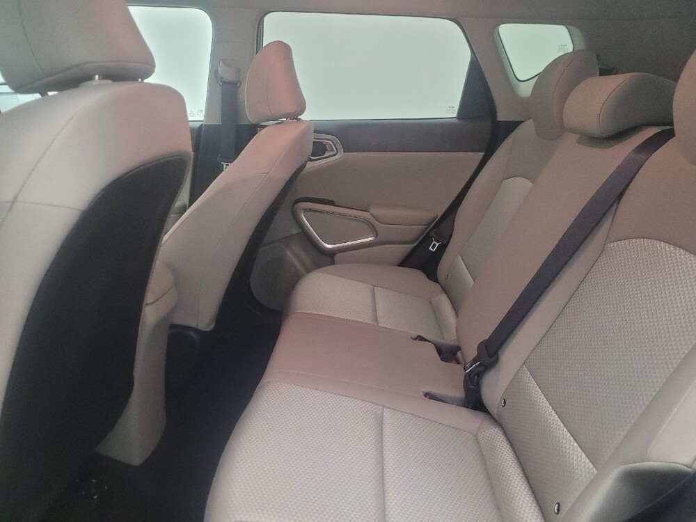 2025 Kia Soul in Phoenix, AZ 85022 - 18140997 18