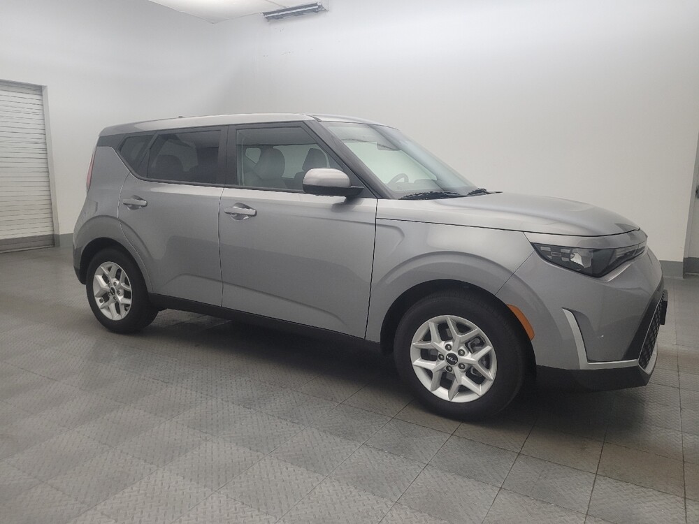 2025 Kia Soul in Phoenix, AZ 85022 - 18140997 11