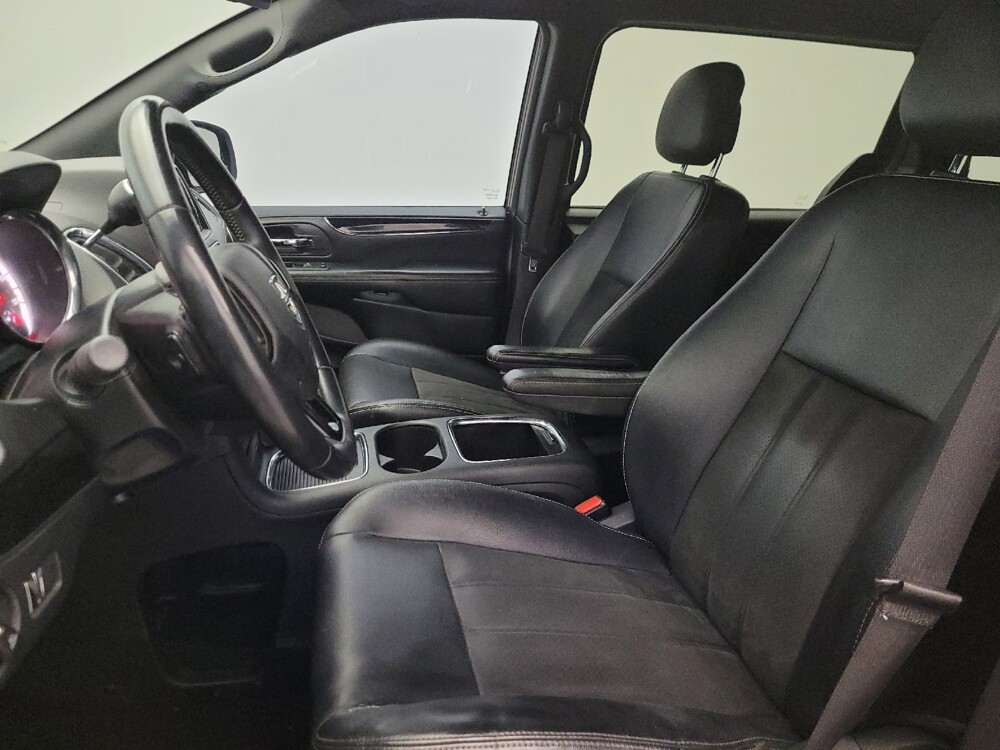 2019 Dodge Grand Caravan in Mesa, AZ 85210 - 18140999 17