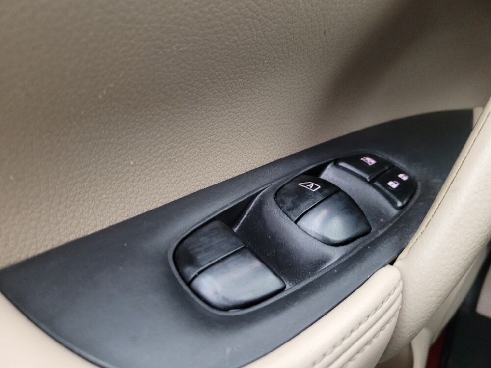 2018 Nissan Rogue in Mesa, AZ 85210 - 18141003 27