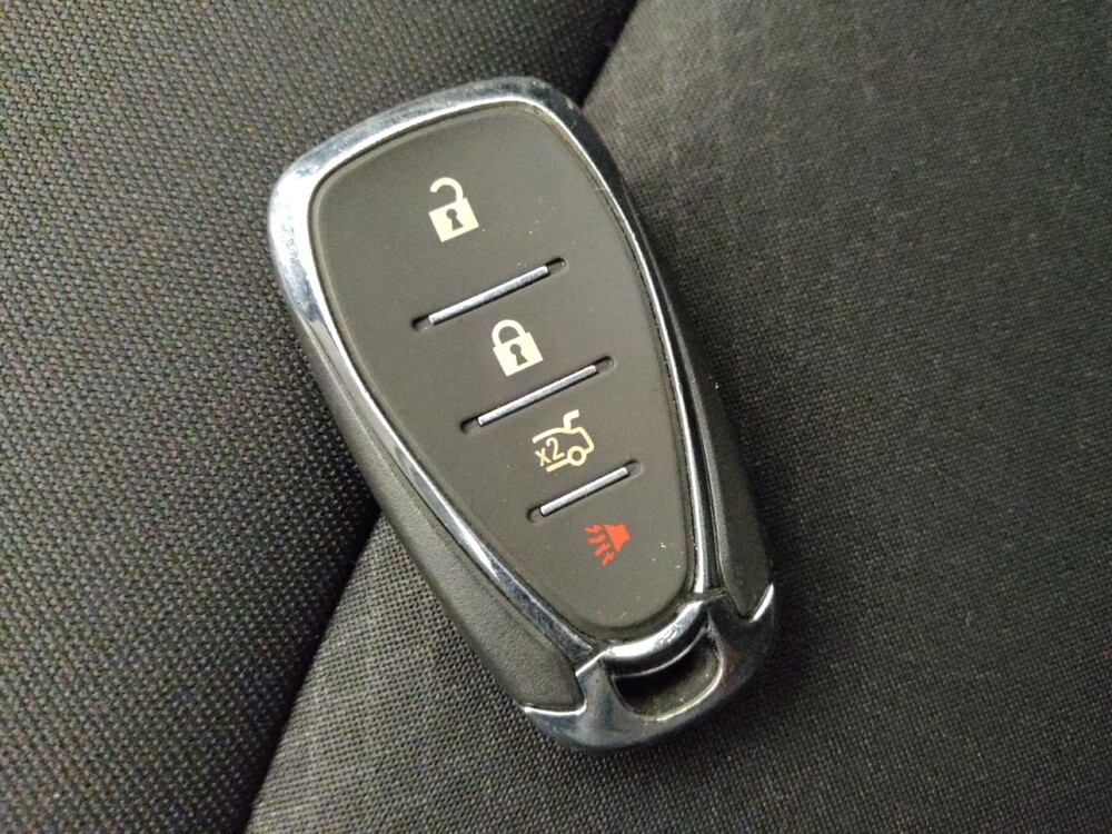 2023 Chevrolet Malibu in Glendale, AZ 85301 - 18141005 32