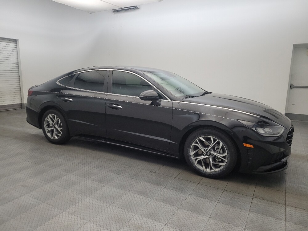 2020 Hyundai Sonata in Glendale, AZ 85301 - 18141006 11