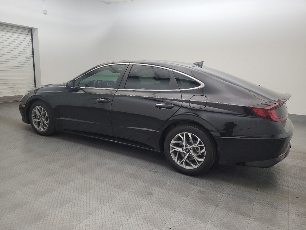 2020 Hyundai Sonata in Glendale, AZ 85301 - 18141006 3