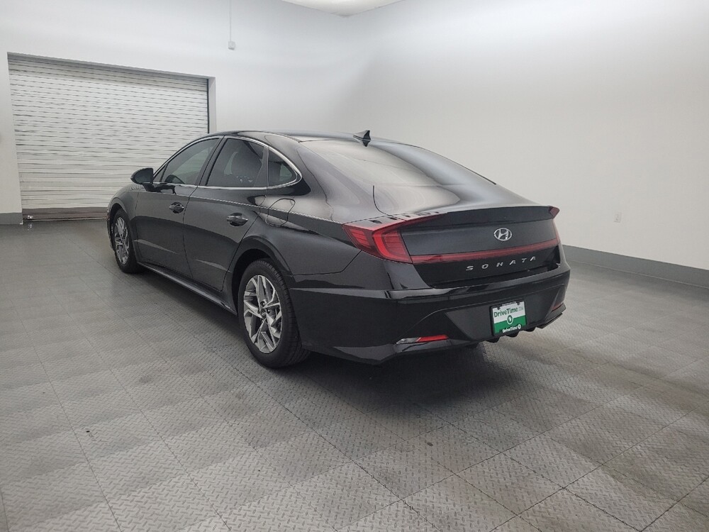 2020 Hyundai Sonata in Glendale, AZ 85301 - 18141006 5