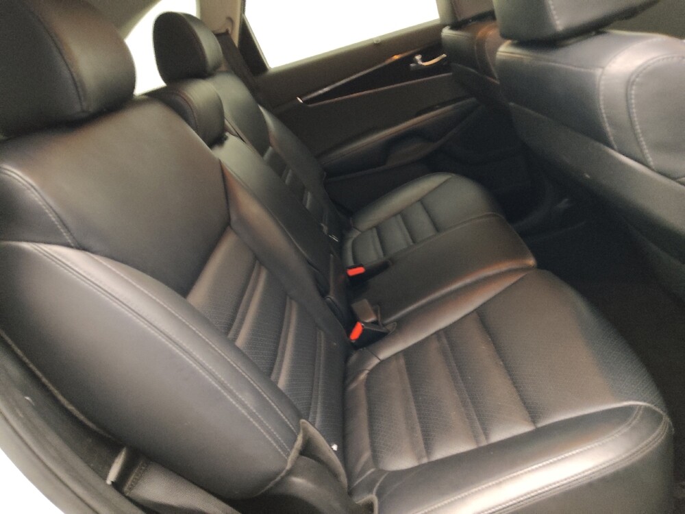 2018 Kia Sorento in Athens, GA 30606 - 18141013 19