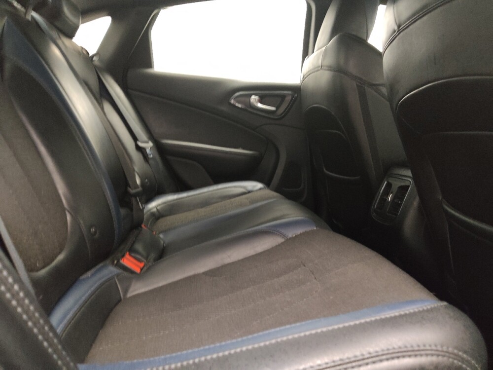 2015 Chrysler 200 in Plano, TX 75074 - 18141014 19