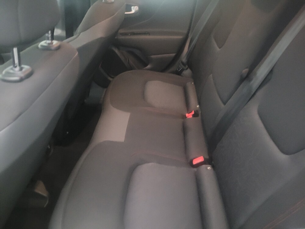 2021 Jeep Renegade in Lakeland, FL 33815 - 18141016 18