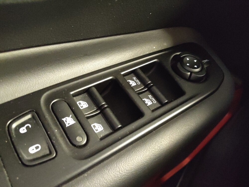2021 Jeep Renegade in Lakeland, FL 33815 - 18141016 27