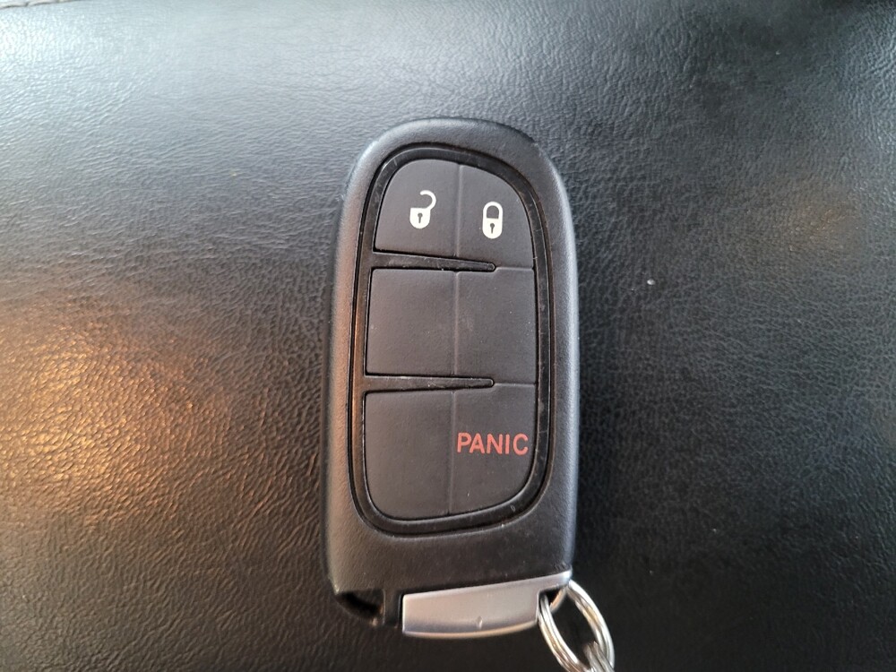 2019 Jeep Cherokee in Lakeland, FL 33815 - 18141019 32