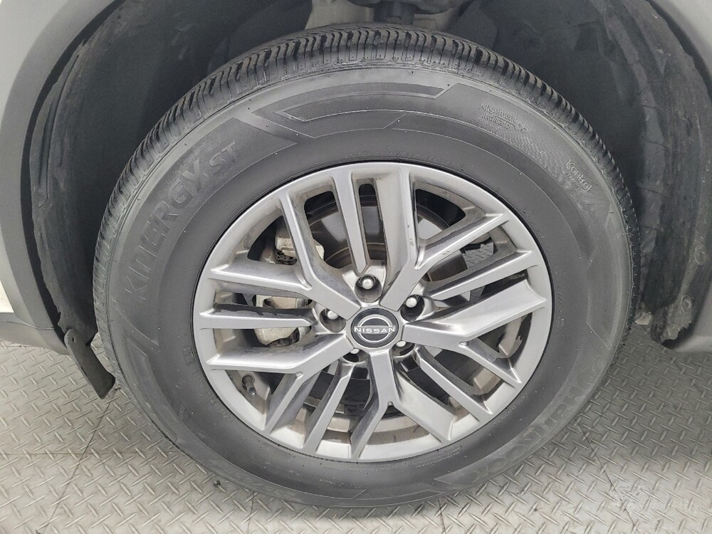 2023 Nissan Rogue in Las Vegas, NV 89104 - 18141023 31